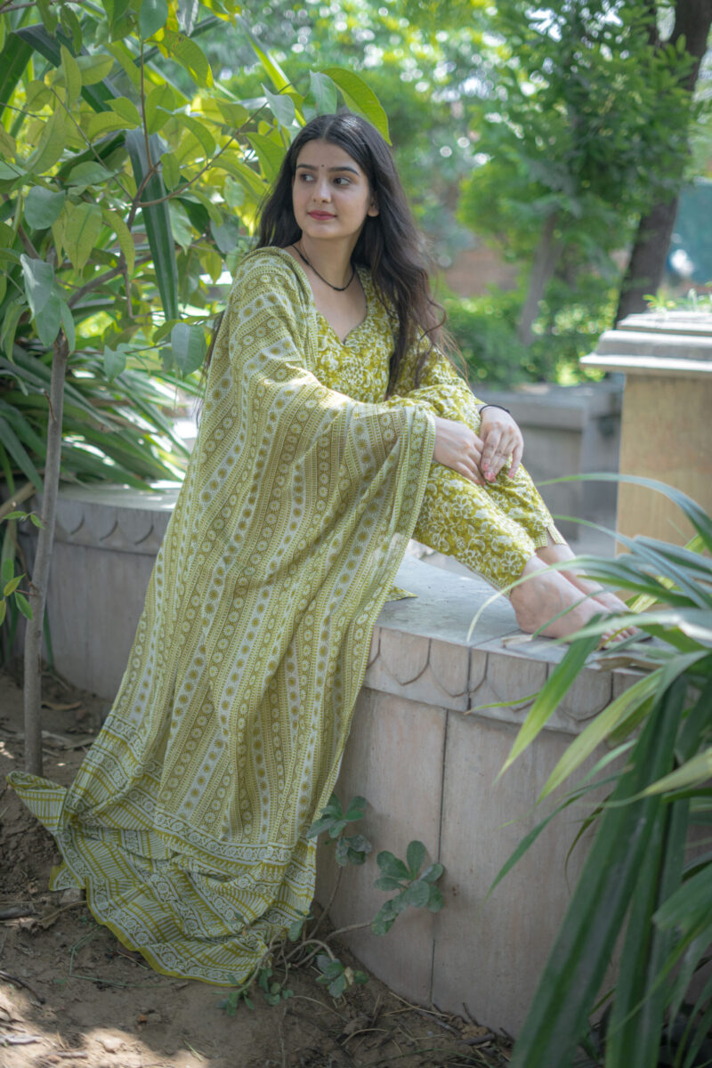LIME GREEN FLORAL SUIT SET