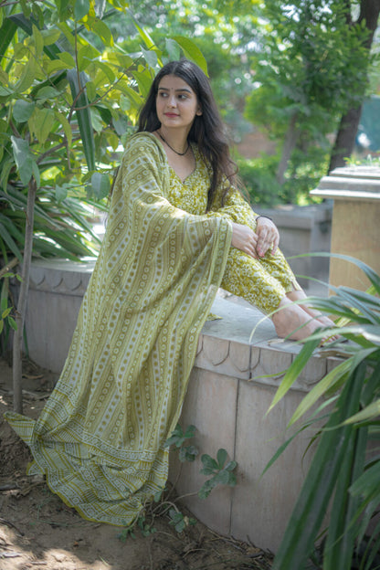 LIME GREEN FLORAL SUIT SET