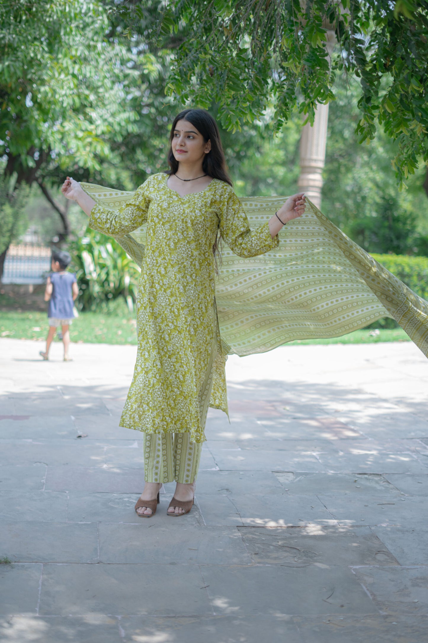 LIME GREEN FLORAL SUIT SET
