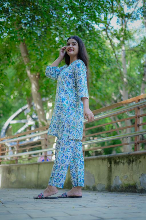 CREAM BLUE FLORAL CO-ORD SET