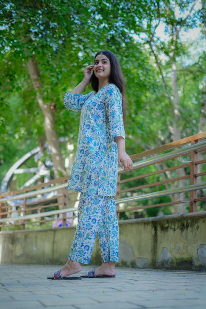 CREAM BLUE FLORAL CO-ORD SET