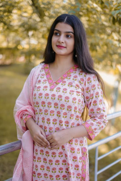 LIGHT PINK BOOTA SUIT SET