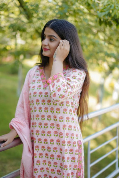 LIGHT PINK BOOTA SUIT SET