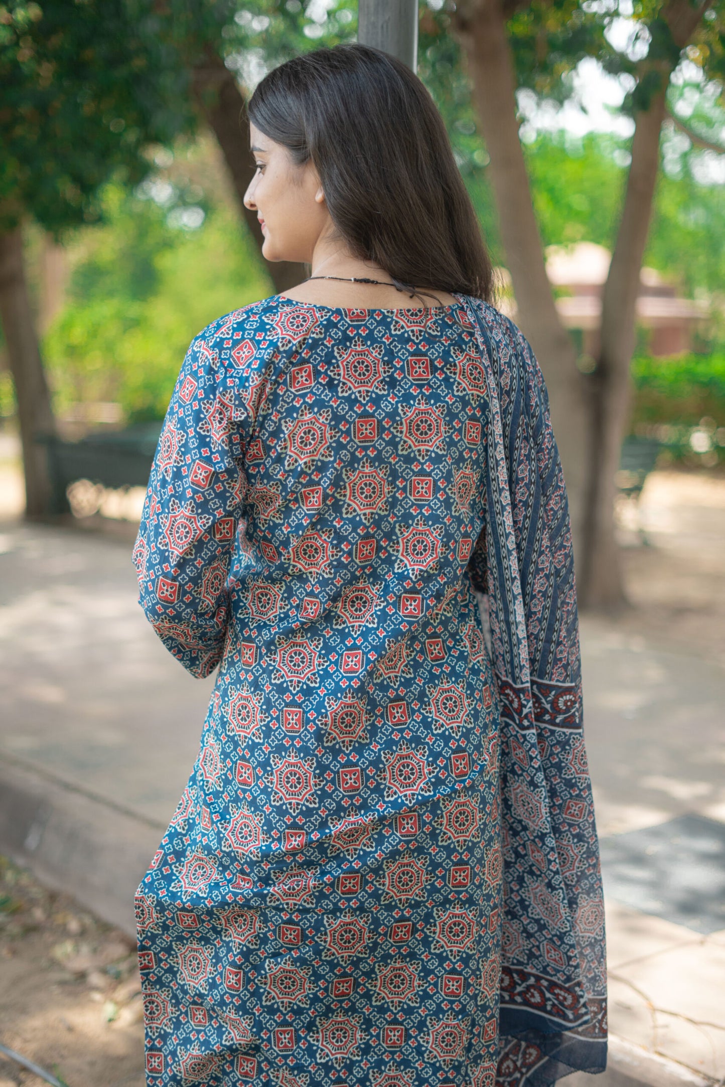 YALE BLUE COTTON PRINTED SUIT