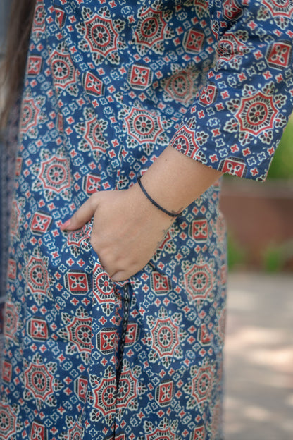YALE BLUE COTTON PRINTED SUIT