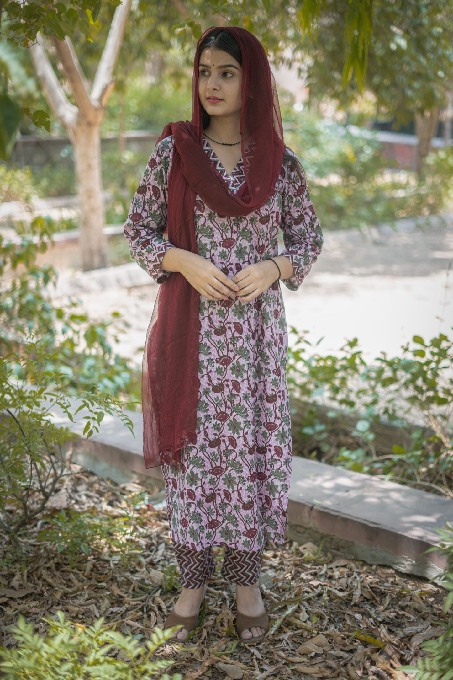 PURPLE BOOTA CHIFFON SUIT SET