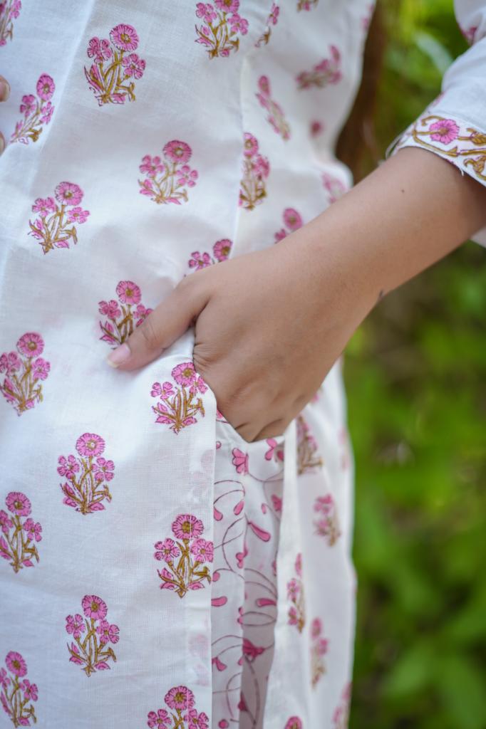 WHITE PINK FLORAL SUIT SET