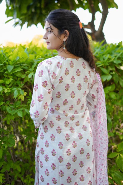WHITE PINK FLORAL SUIT SET